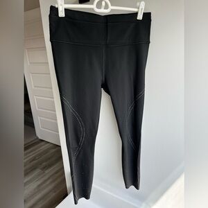 Athleta Accelerate Leggings